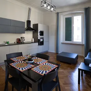 Appartamento Le Due Piazze, Genova